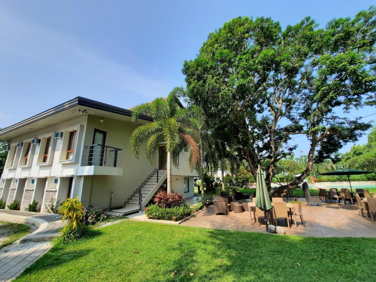 Estancia De Lorenzo Tarlac Екстер'єр фото