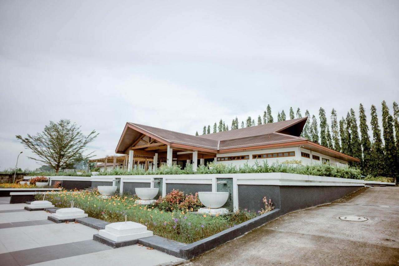 Estancia De Lorenzo Tarlac Екстер'єр фото